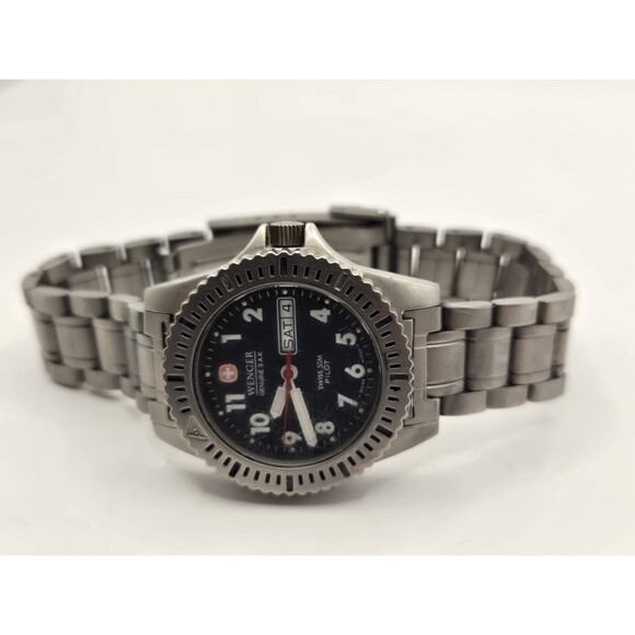 Wenger S.A.K. 091.0664 Ladies' Pilot Titanium Watch. 7.25" Band. New Battery - Picture 6 of 9
